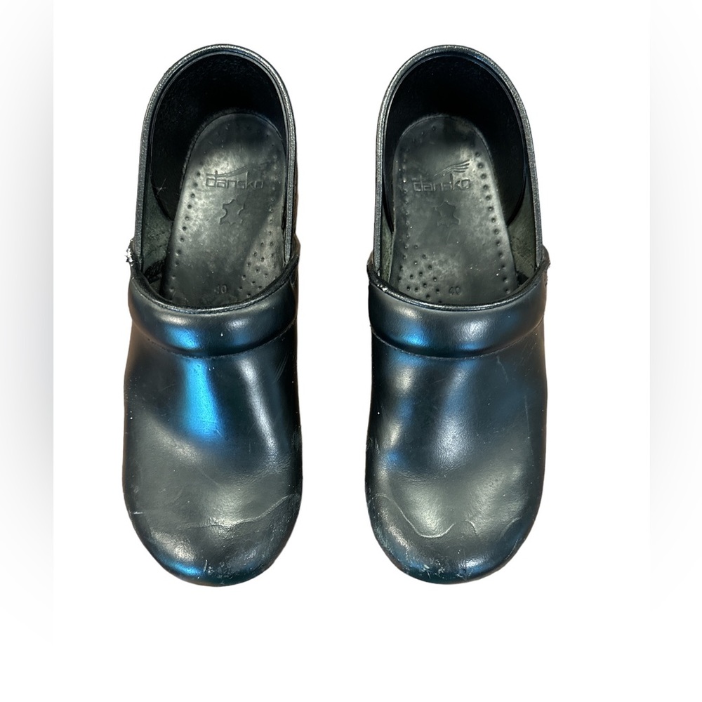 Dansko Womens Professional Clogs Size 40 Closed Heel EU 40/9.5‎ Good Condition
